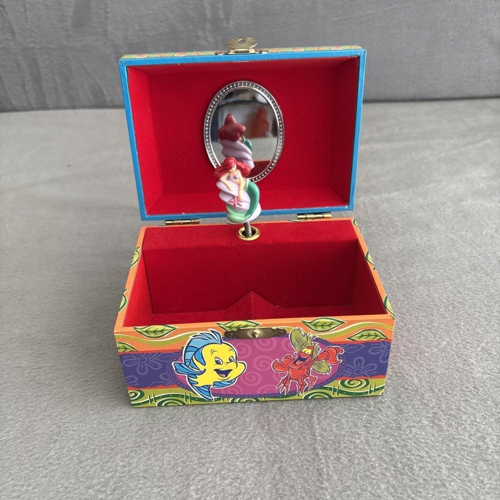 The Little Mermaid 1990s Vintage Jewelry Music Box Red Lining Under The Sea Song